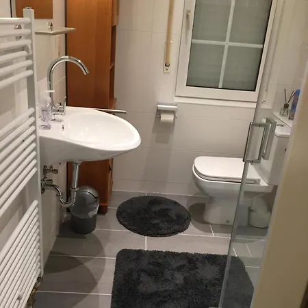 Luettje Hus Re08